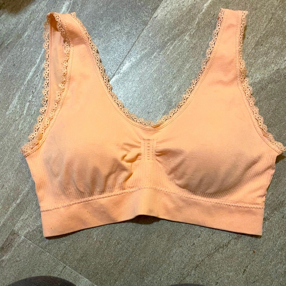 Sports bra